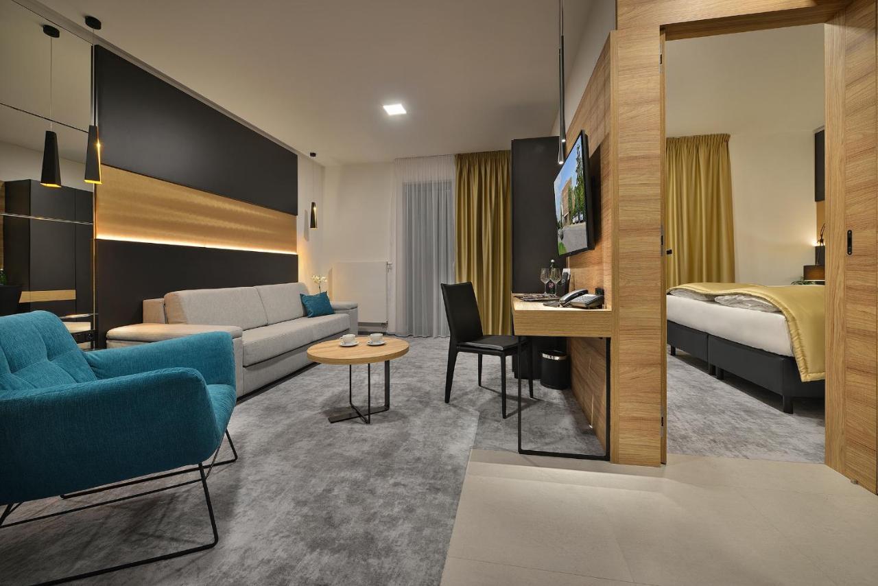 Premium Wellness & Wine Hotel Зноймо Экстерьер фото