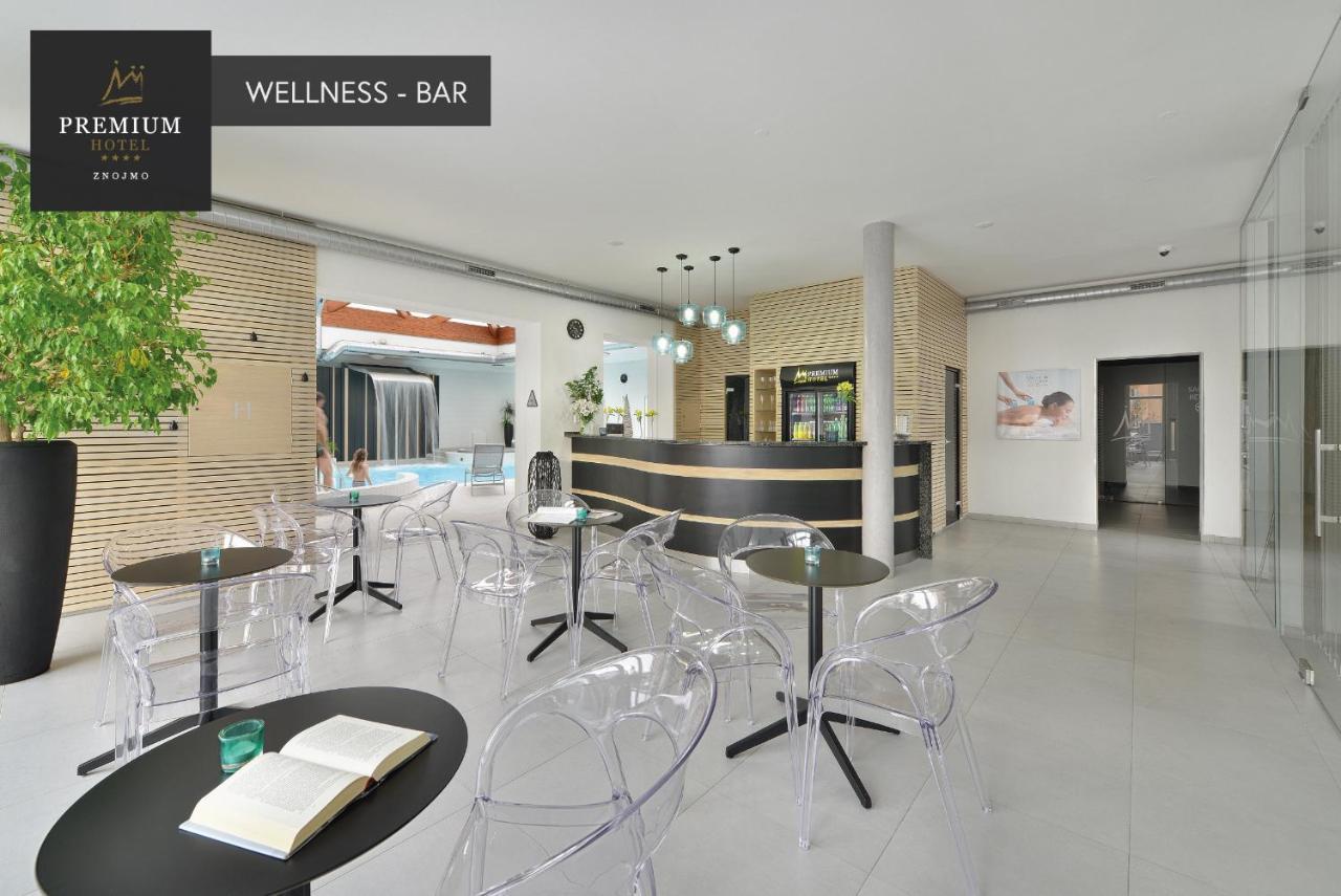 Premium Wellness & Wine Hotel Зноймо Экстерьер фото